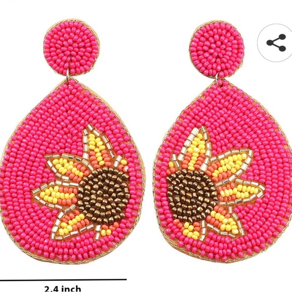 Jewelry - Handcrafted in India Magenta Seed Beaded Sunflower Design Earrings in Goldtone